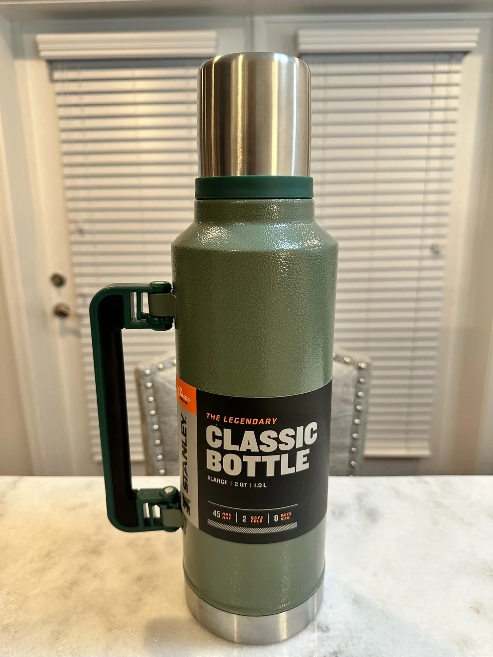 Stanley The Legendary Classic Bottle – Vacuum Insulated Stainless Steel - 2QT - Picture 3 of 12